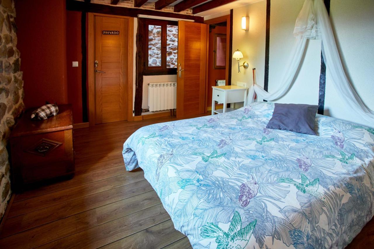 Hostal Sendero del Saja-Besaya Cobejo Exterior foto