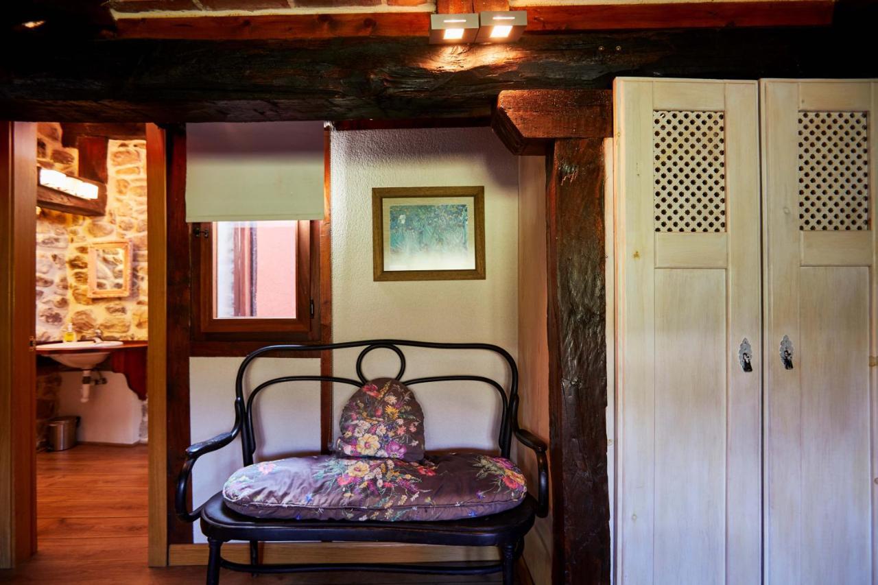 Hostal Sendero del Saja-Besaya Cobejo Exterior foto