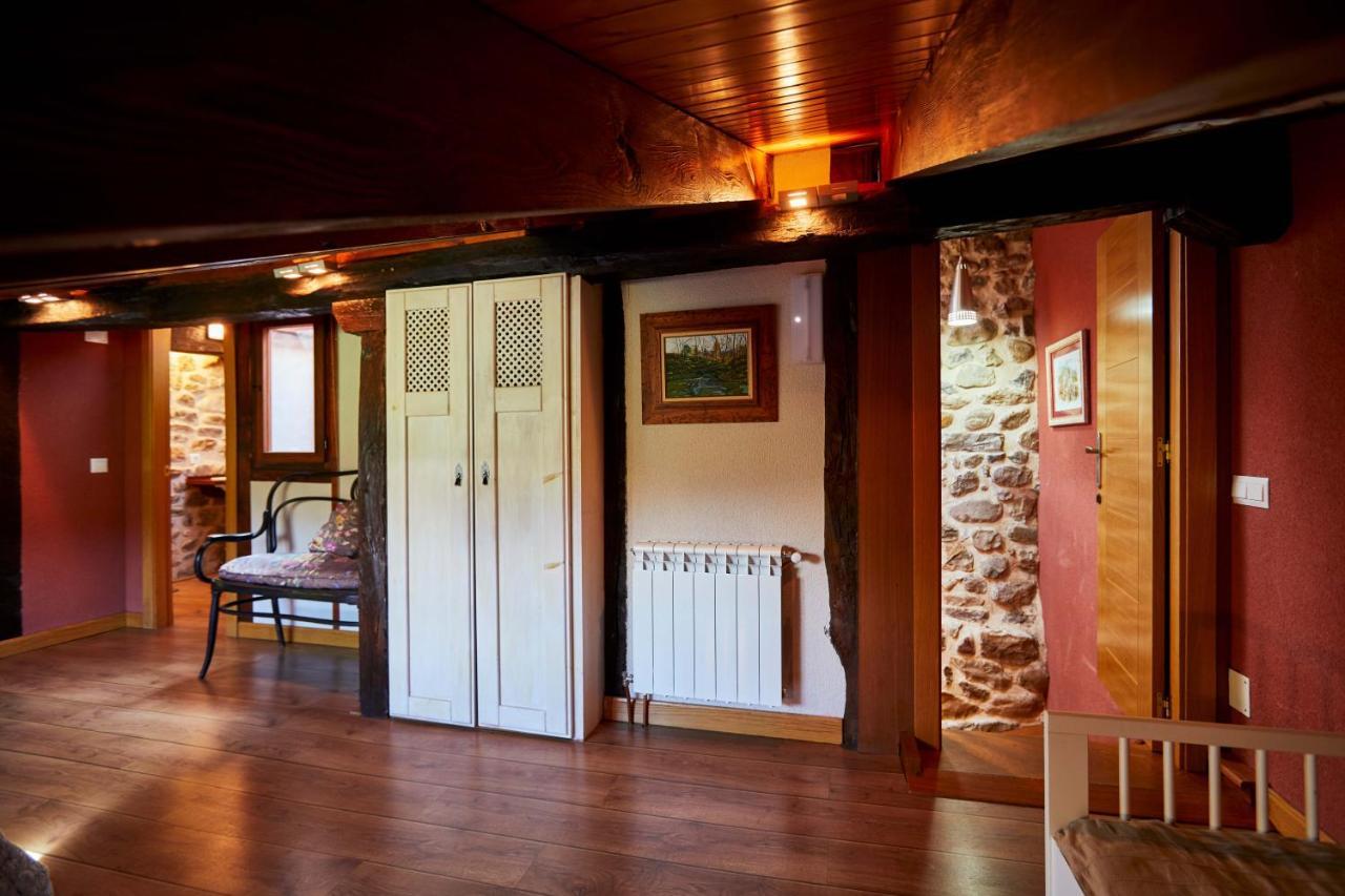 Hostal Sendero del Saja-Besaya Cobejo Exterior foto